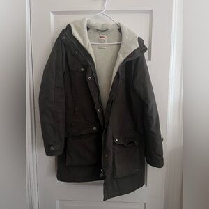 Fjallraven Greenland Green Hooded Parka Women’s M MSRP $400